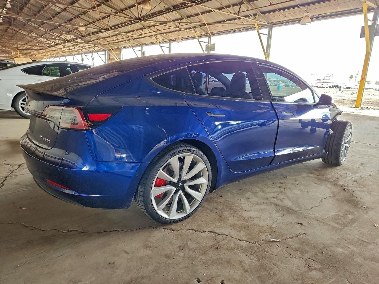 2018 TESLA MODEL 3 photo 3