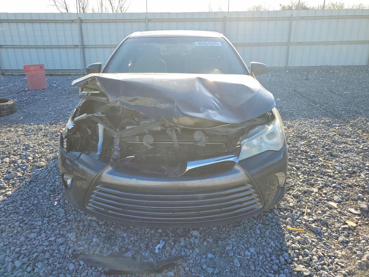 2015 TOYOTA CAMRY LE photo 5