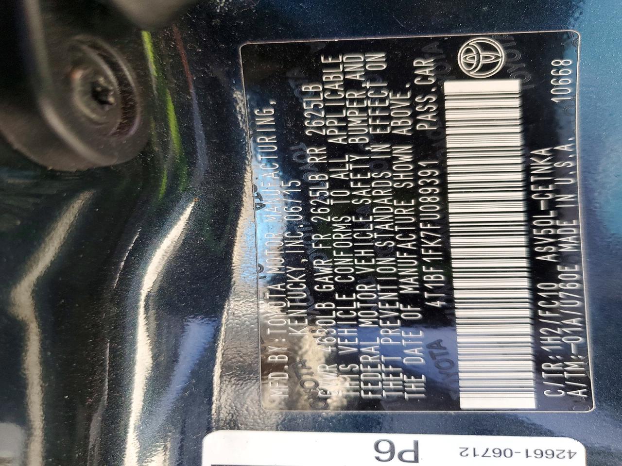 2015 TOYOTA CAMRY LE photo 12