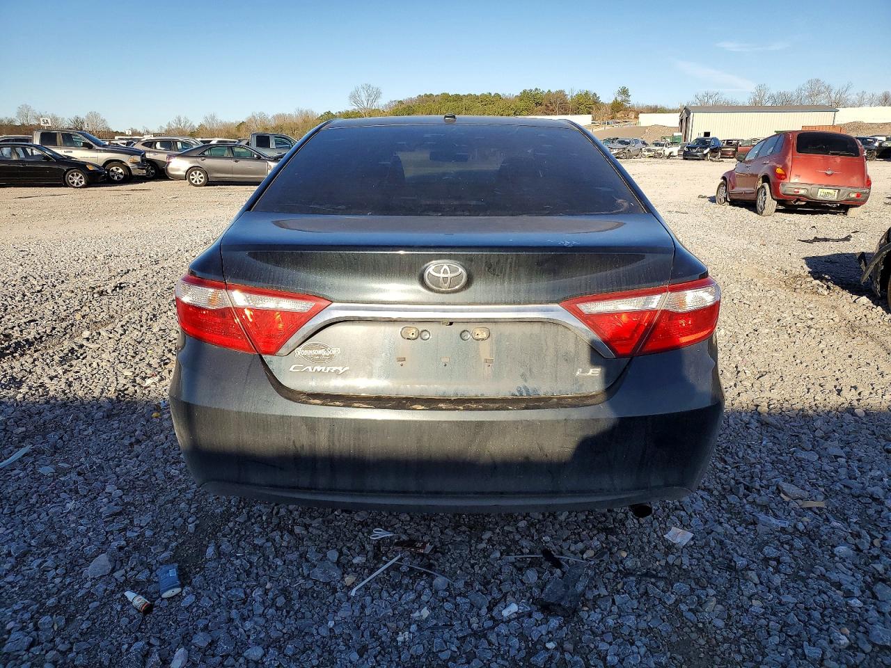 2015 TOYOTA CAMRY LE photo 6