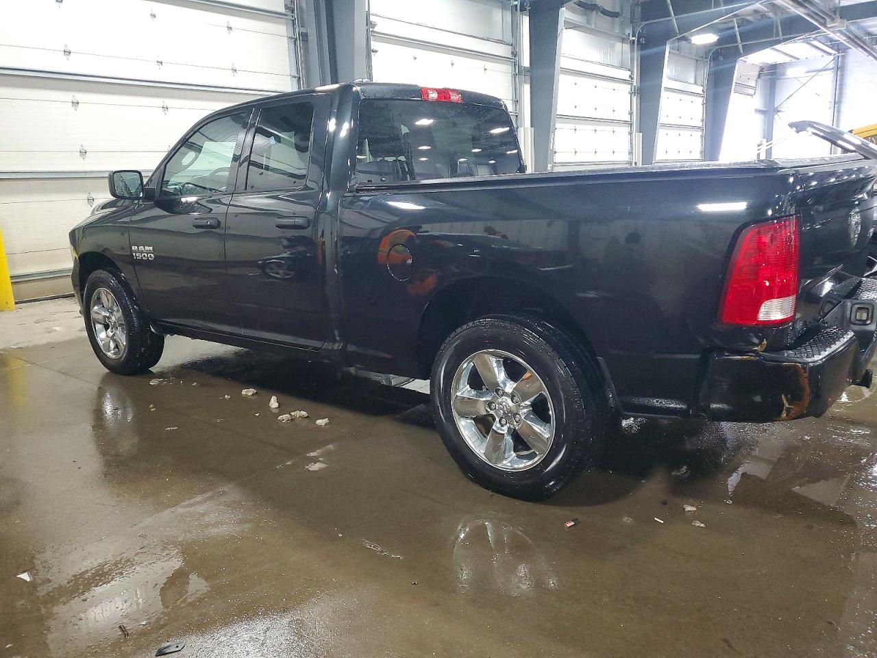 2018 RAM 1500 ST photo 2