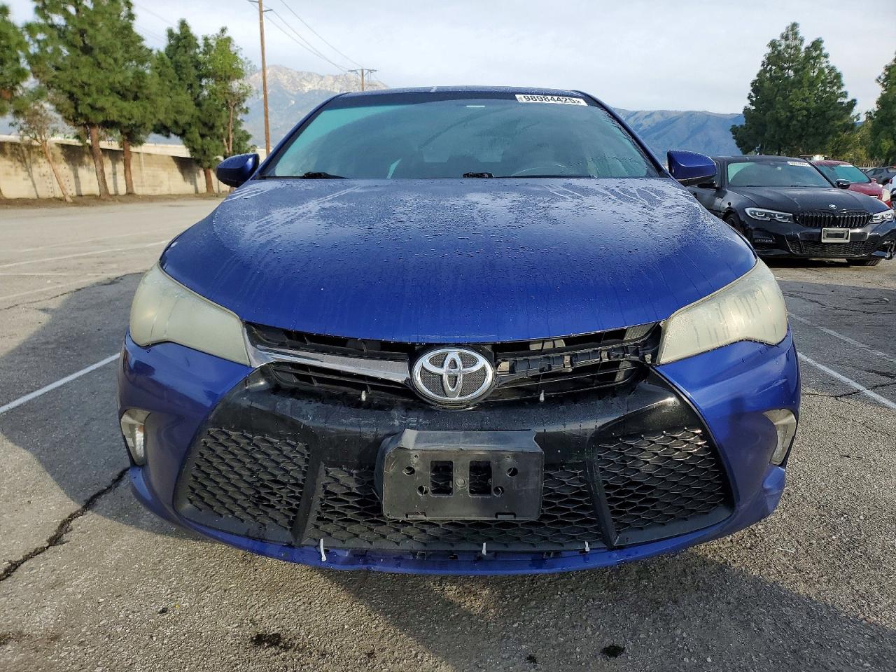 2016 TOYOTA CAMRY LE photo 5
