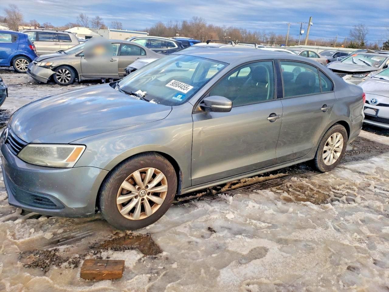 2011 VOLKSWAGEN JETTA