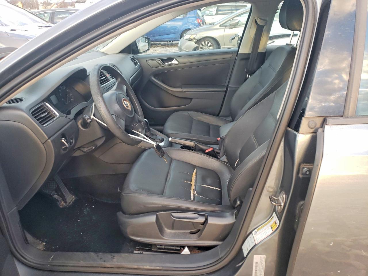 2011 VOLKSWAGEN JETTA SE photo 7