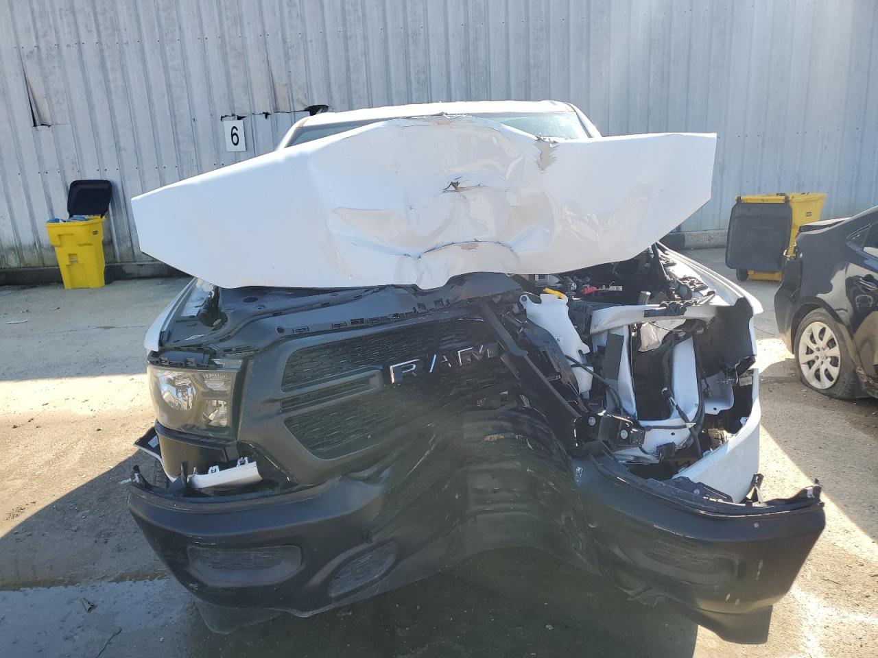 2023 RAM 1500 TRADESMAN photo 9