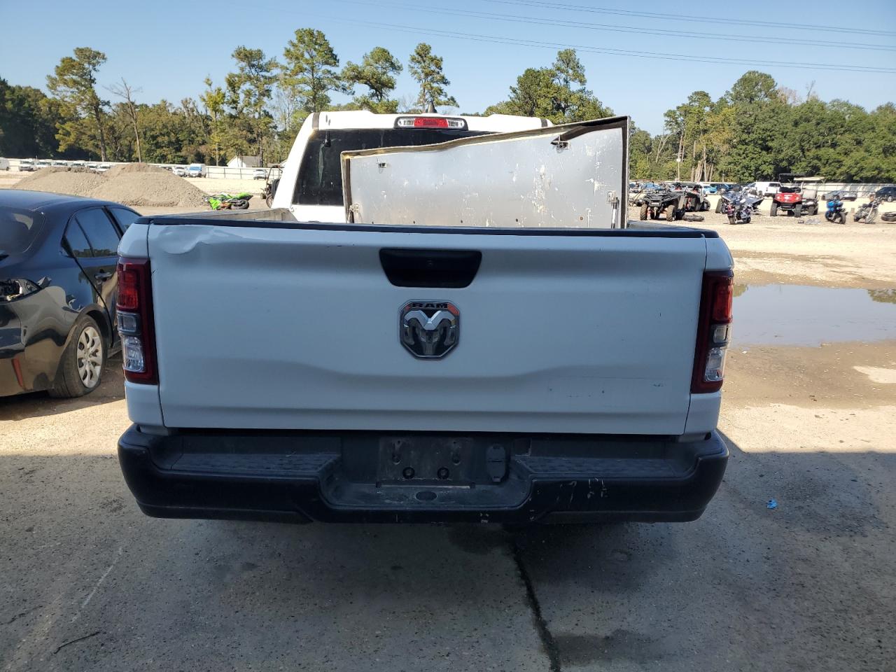 2023 RAM 1500 TRADESMAN photo 11