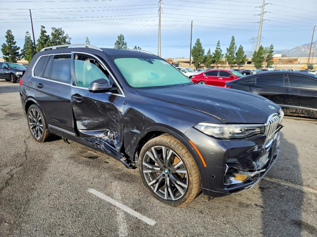 2020 BMW X7 XDRIVE40I photo 4
