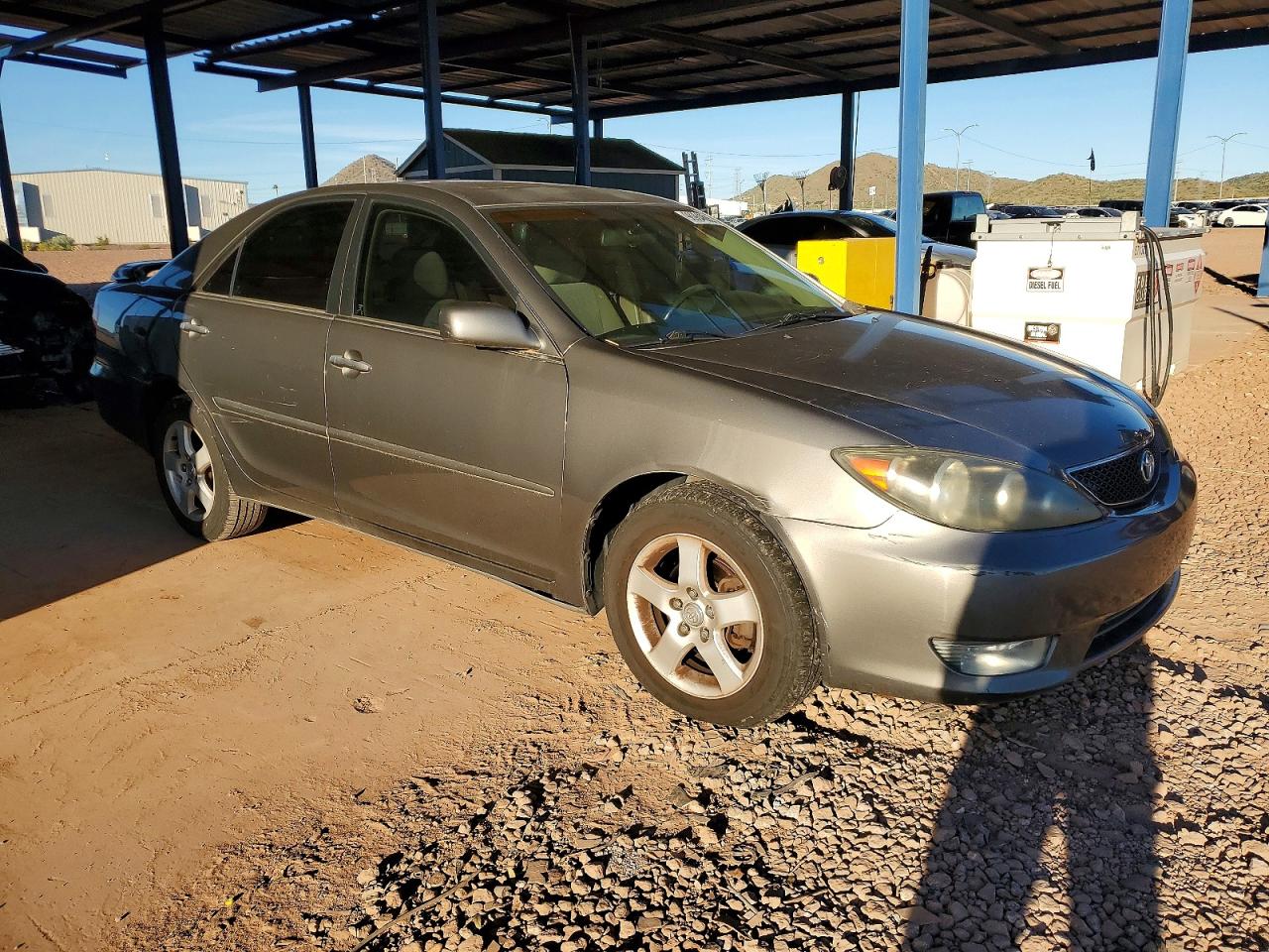 2005 TOYOTA CAMRY LE photo 4