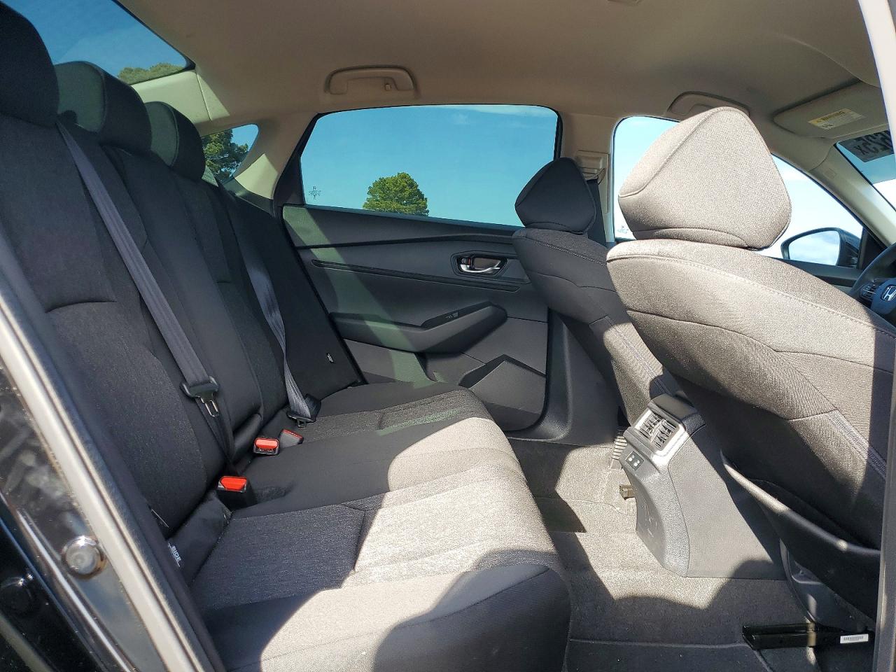 2025 HONDA ACCORD LX photo 10