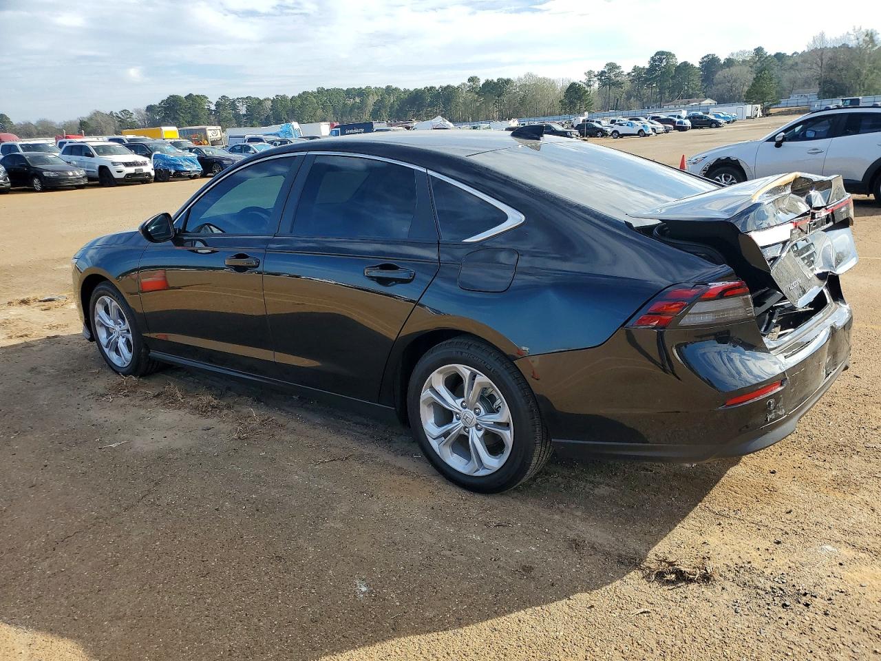 2025 HONDA ACCORD LX photo 2