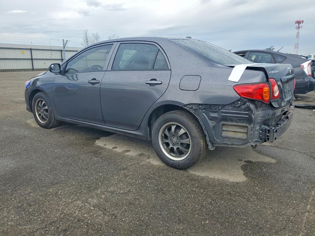 2010 TOYOTA COROLLA BASE photo 2