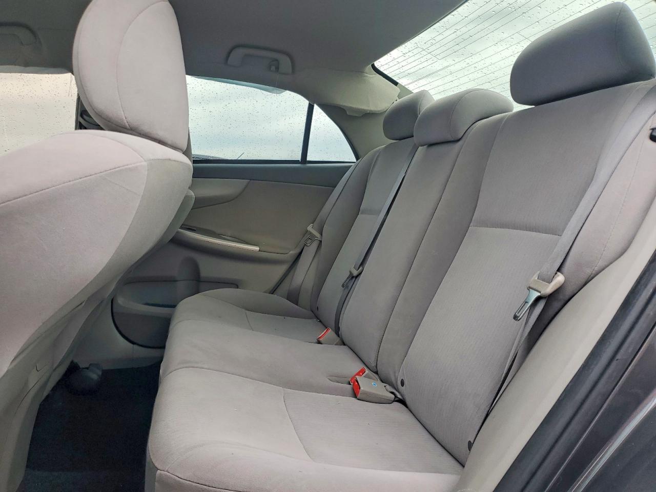 2010 TOYOTA COROLLA BASE photo 10