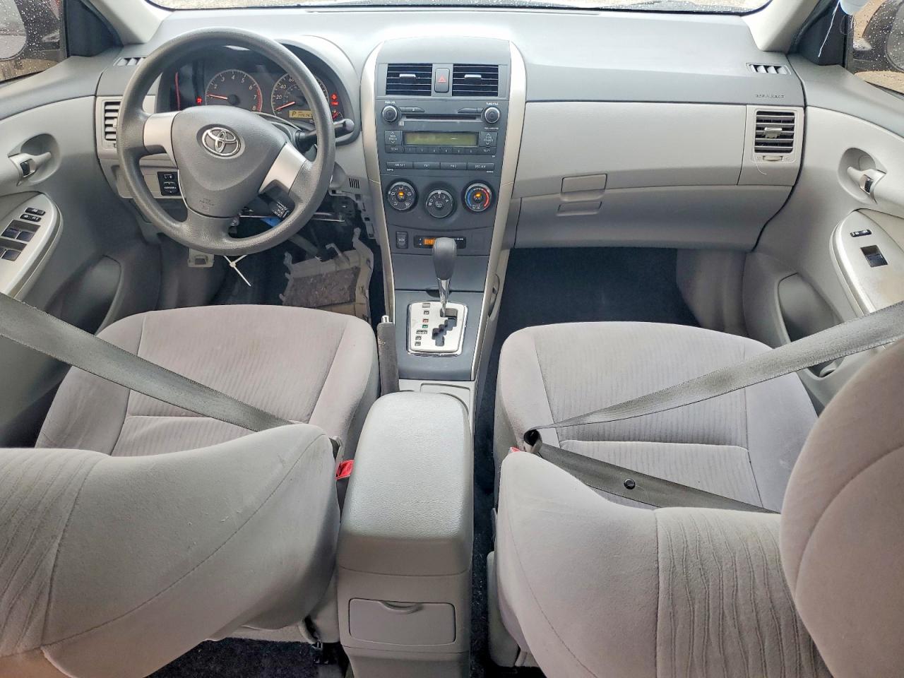 2010 TOYOTA COROLLA BASE photo 8