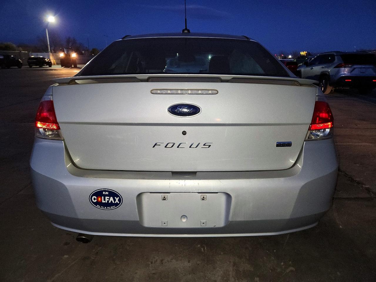 2008 FORD FOCUS SE photo 6