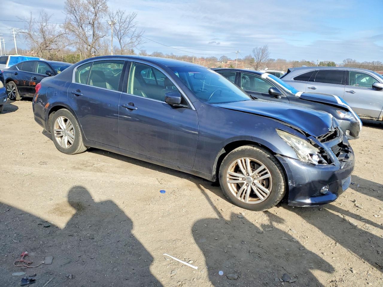 2012 INFINITI G37 photo 4