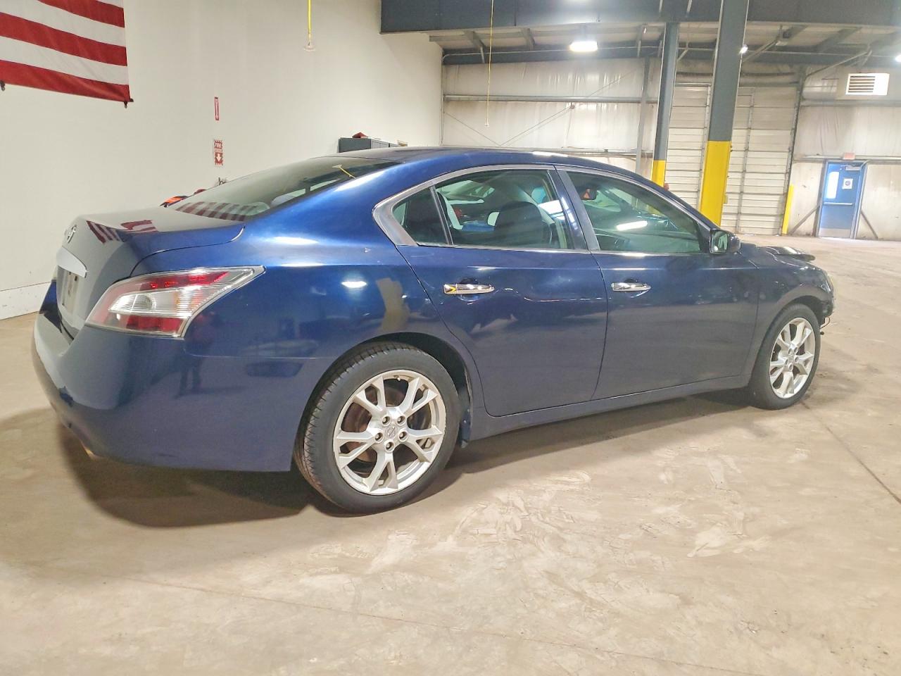 2013 NISSAN MAXIMA S photo 3
