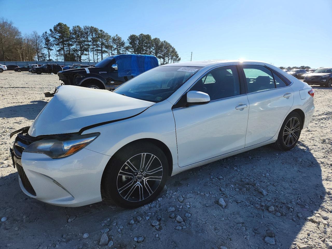 2016 TOYOTA CAMRY