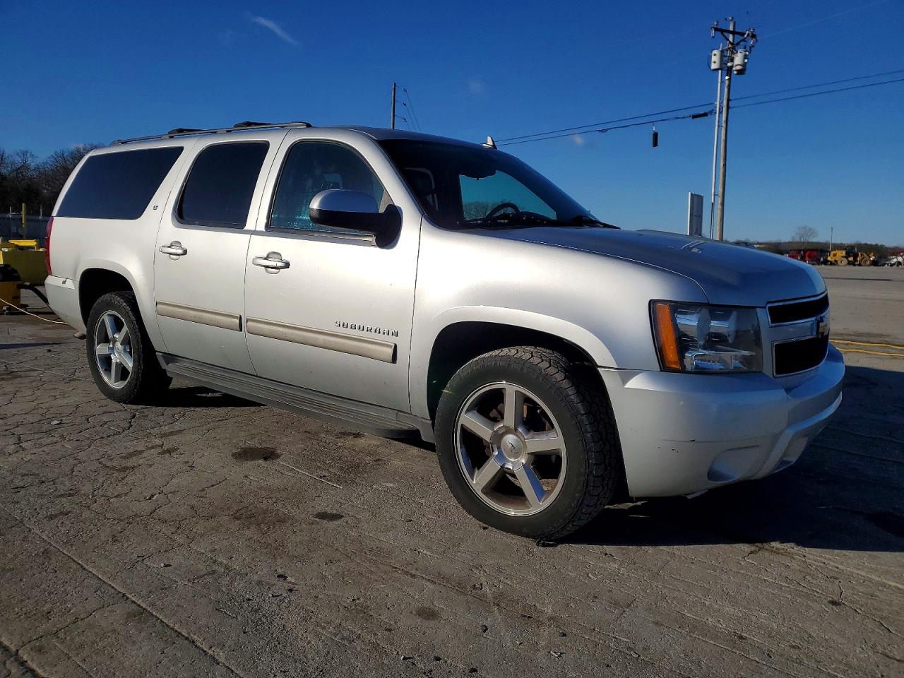 2012 CHEVROLET SUBURBAN C1500 LT photo 4