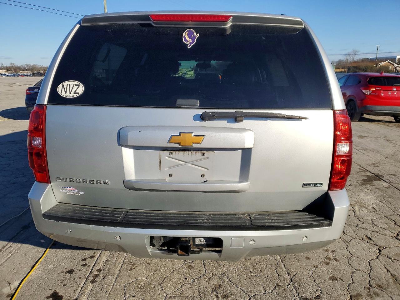 2012 CHEVROLET SUBURBAN C1500 LT photo 6