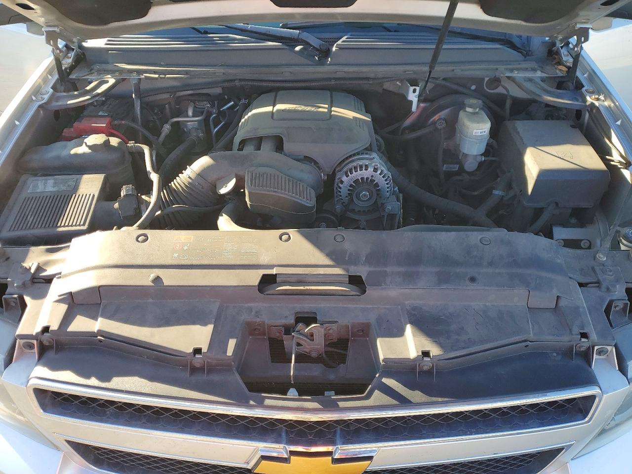 2012 CHEVROLET SUBURBAN C1500 LT photo 12
