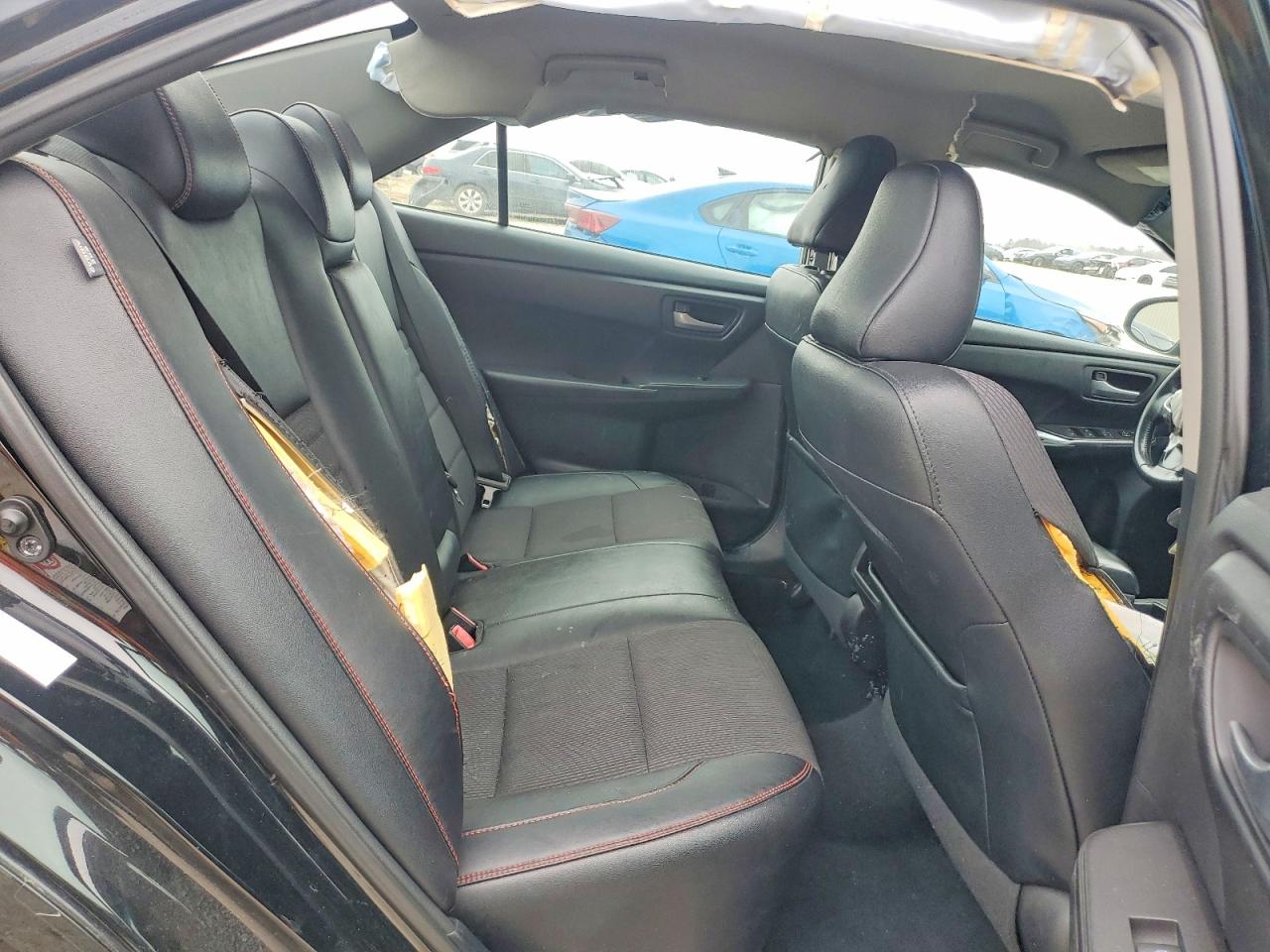 2016 TOYOTA CAMRY LE photo 10
