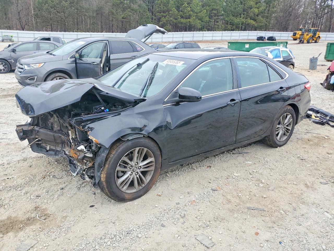 2016 TOYOTA CAMRY