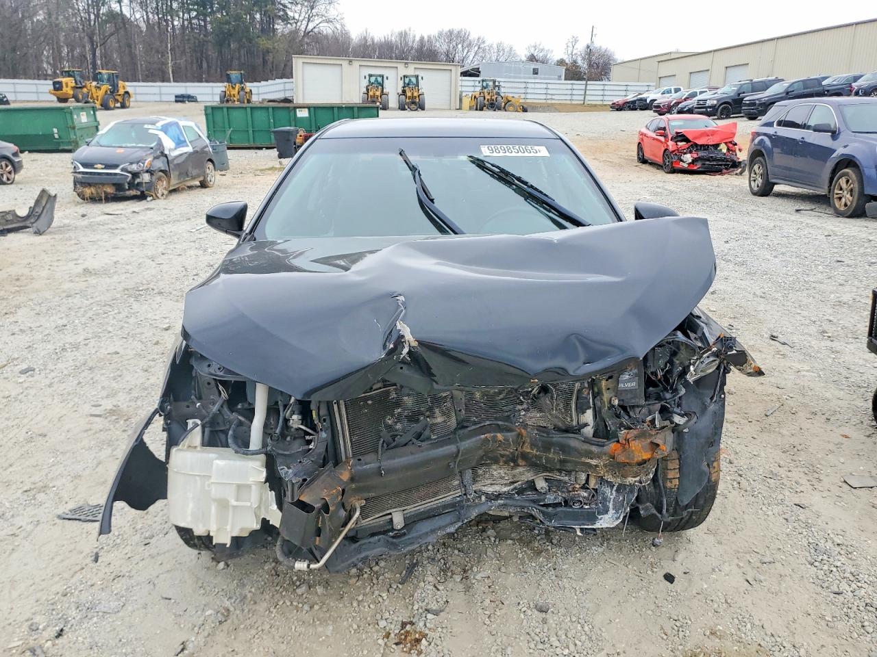 2016 TOYOTA CAMRY LE photo 5
