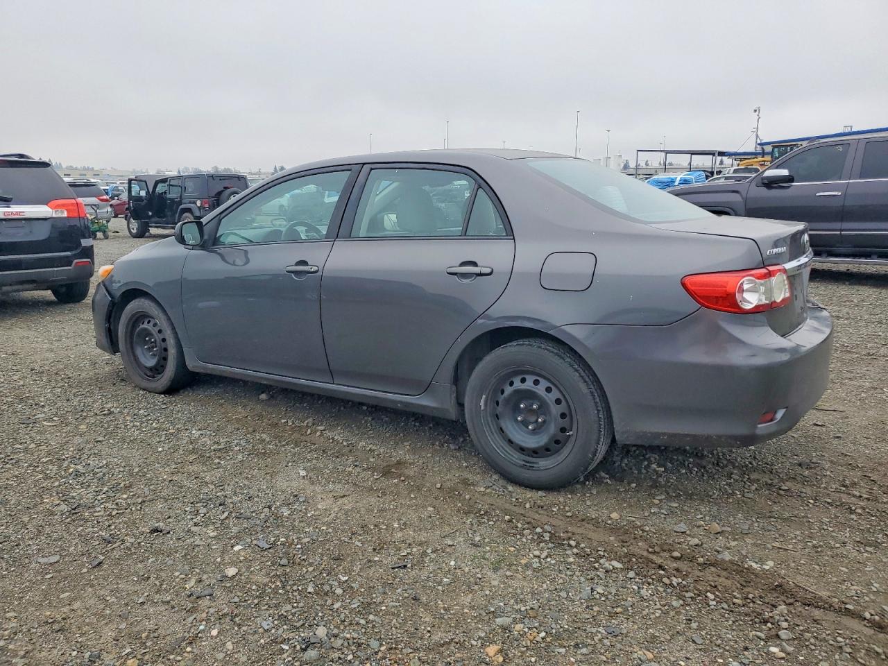 2012 TOYOTA COROLLA BASE photo 2