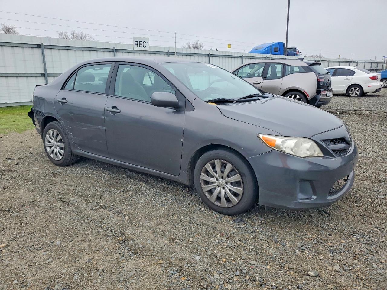 2012 TOYOTA COROLLA BASE photo 4