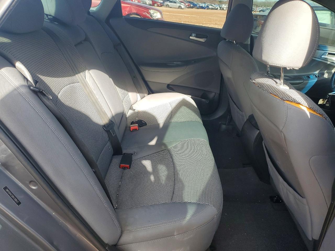2011 HYUNDAI SONATA GLS photo 10
