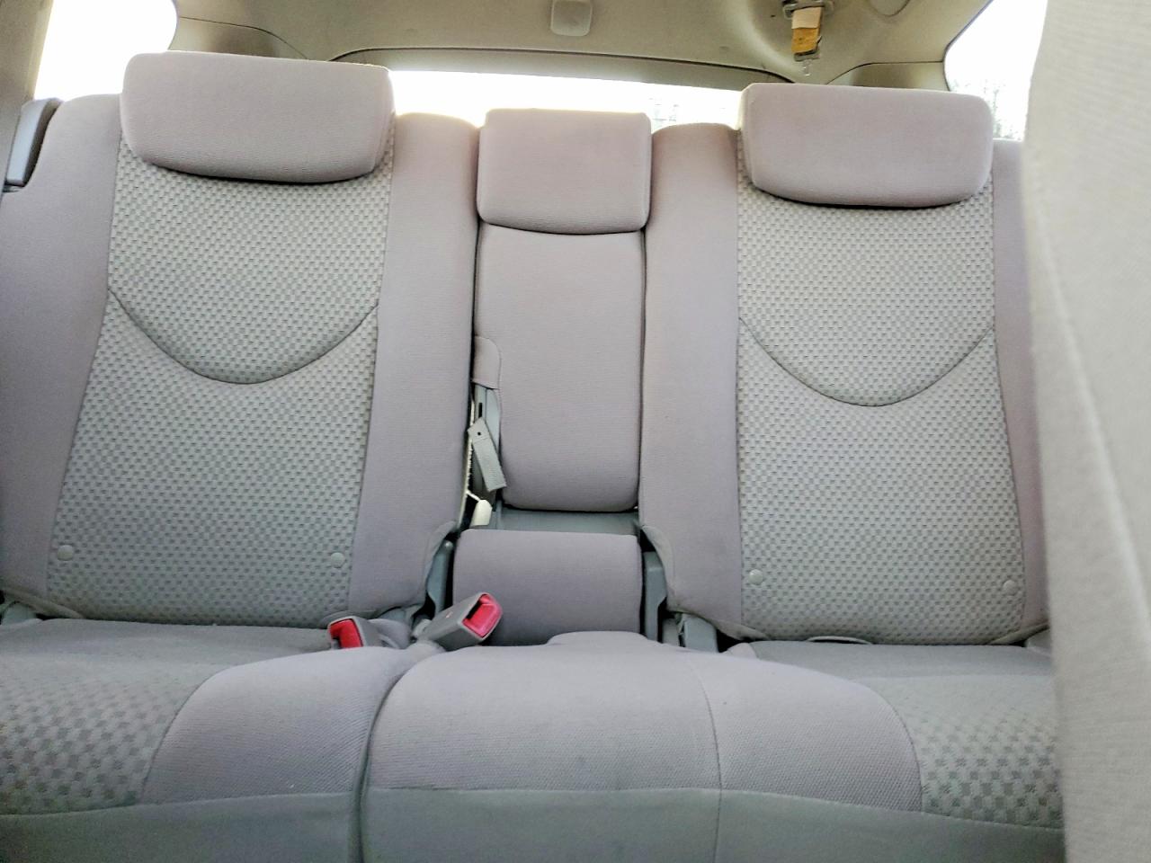 2007 TOYOTA RAV4 photo 10
