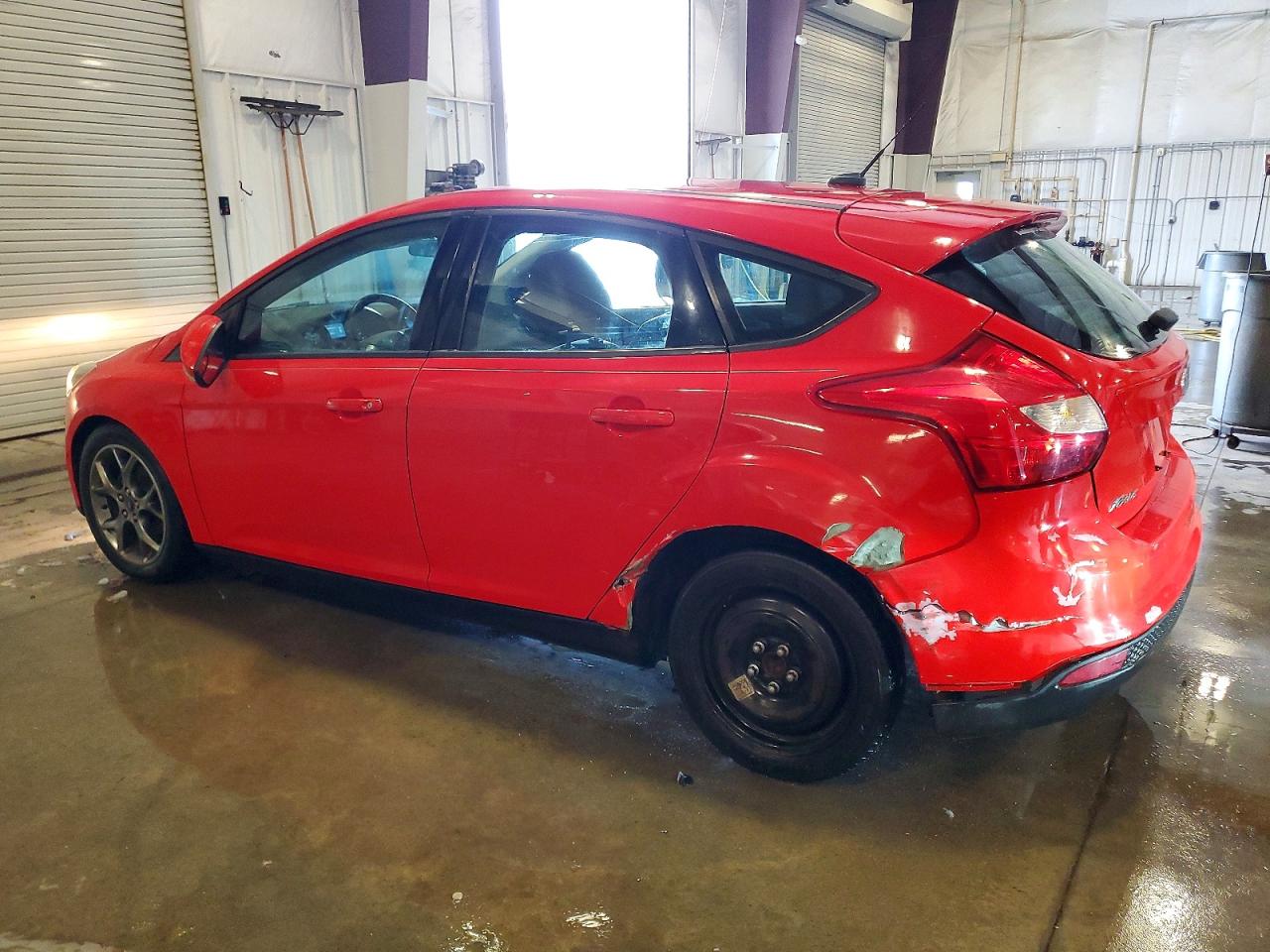 2014 FORD FOCUS SE photo 2