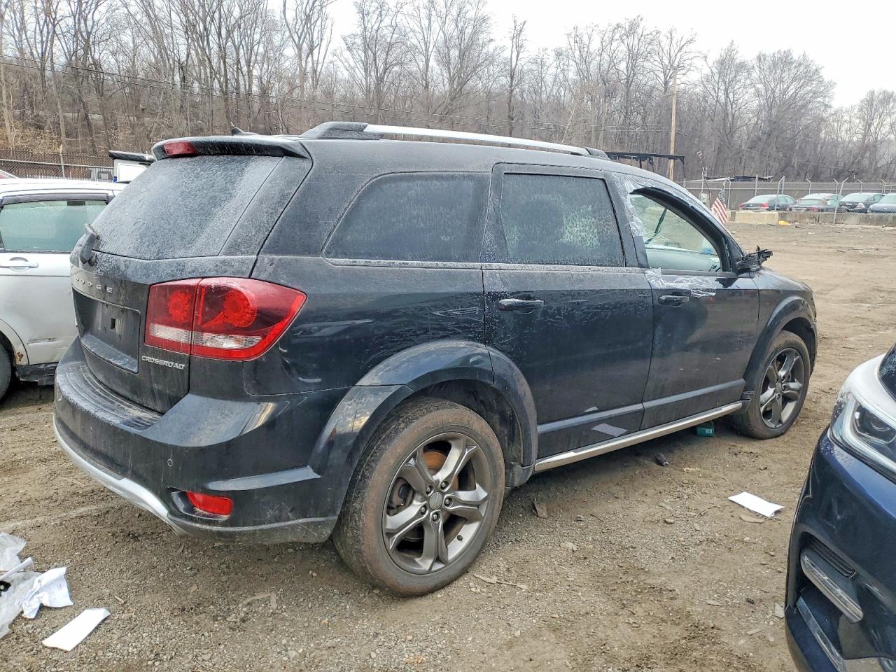 2017 DODGE JOURNEY CROSSROAD photo 3