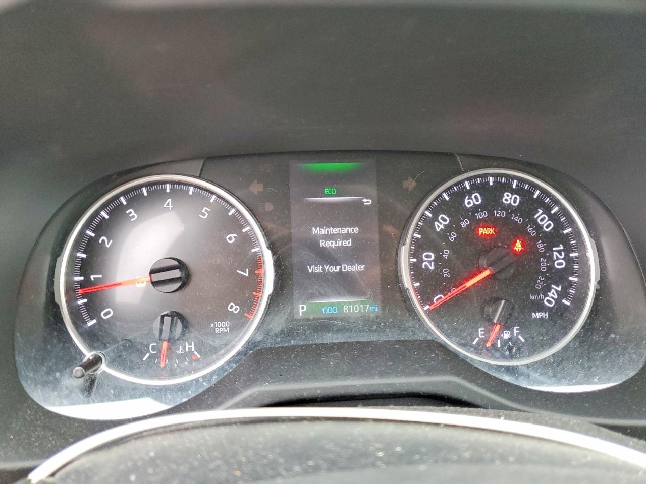 2021 TOYOTA RAV4 LE photo 9
