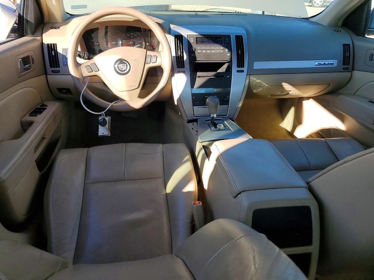 2005 CADILLAC STS photo 8