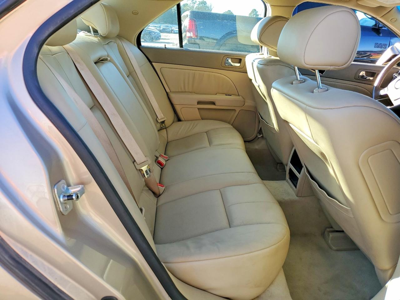 2005 CADILLAC STS photo 10