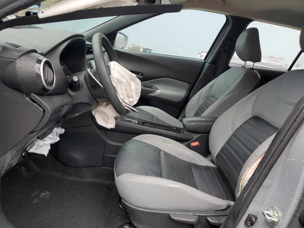 2023 NISSAN KICKS SR photo 7