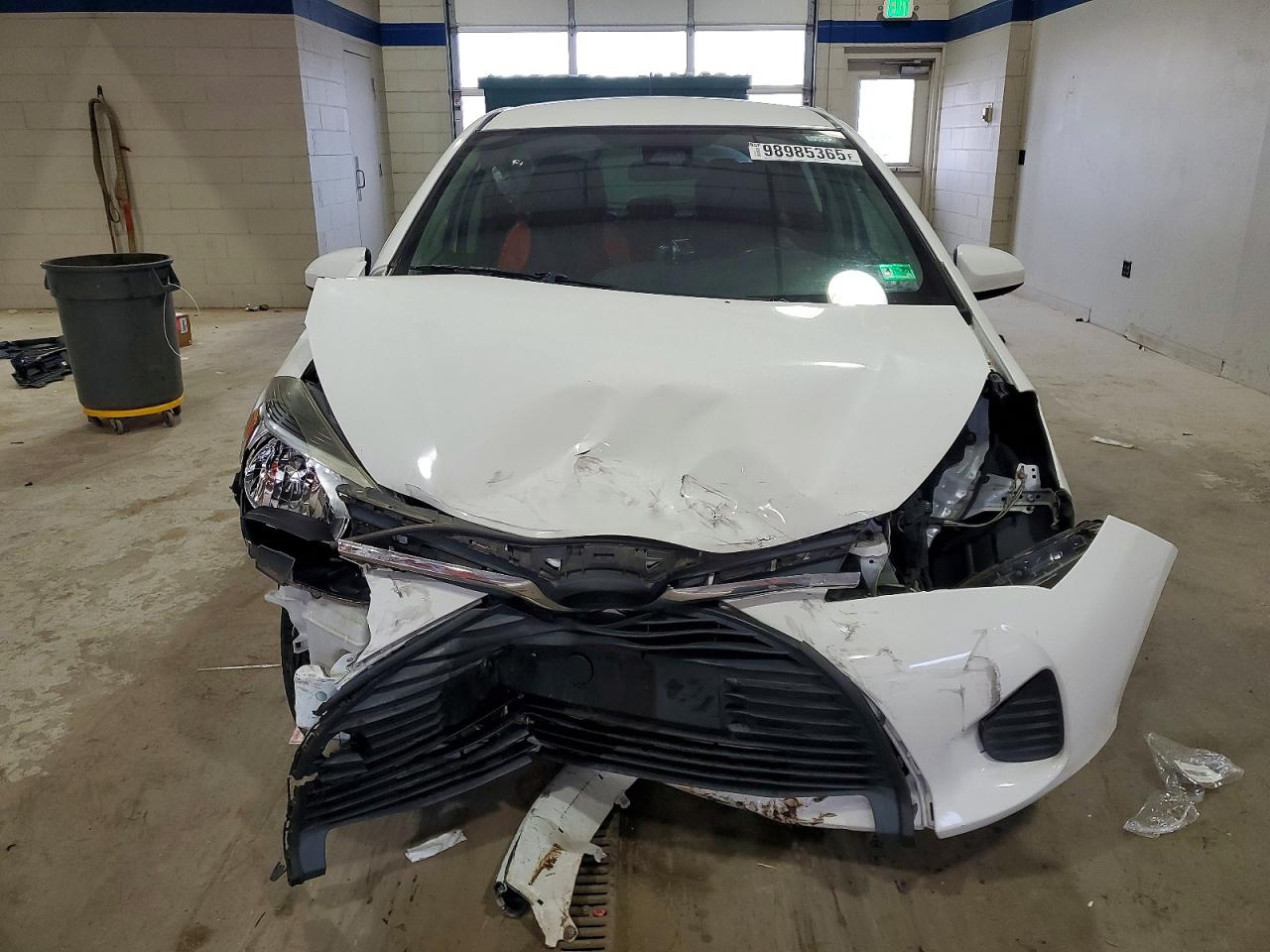 2017 TOYOTA YARIS 5-DOOR L FLEET photo 5