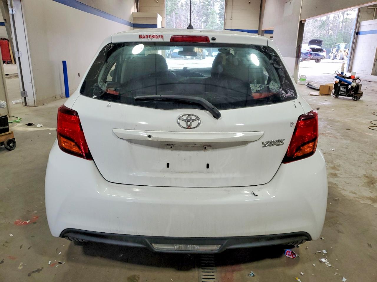 2017 TOYOTA YARIS 5-DOOR L FLEET photo 6
