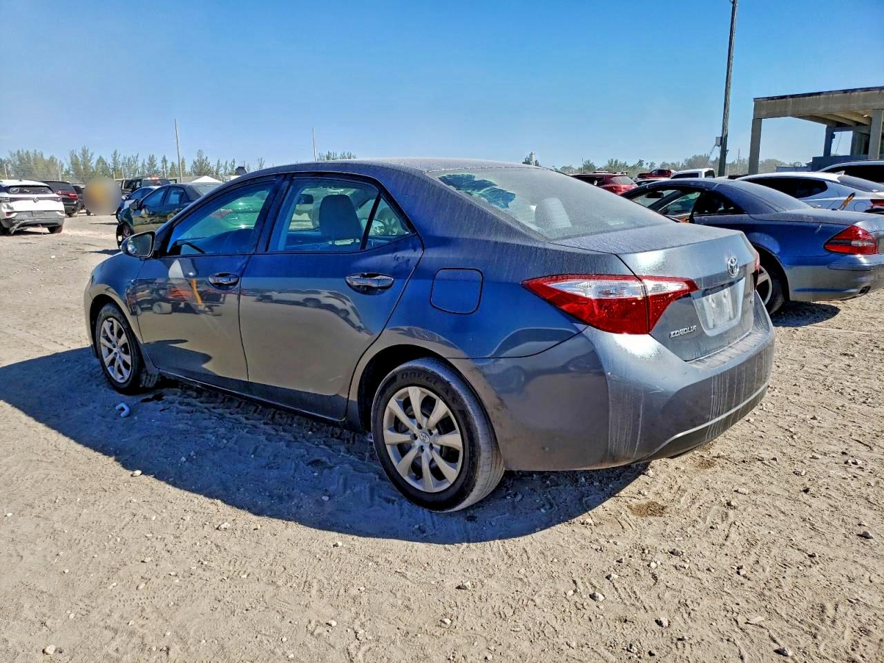 2015 TOYOTA COROLLA L photo 2