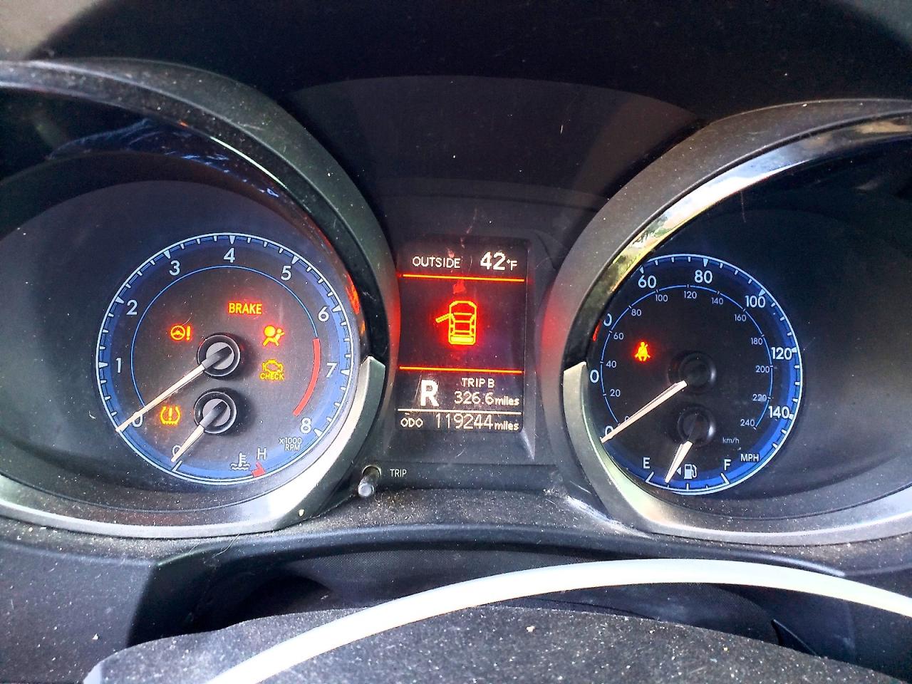 2016 TOYOTA COROLLA L photo 9