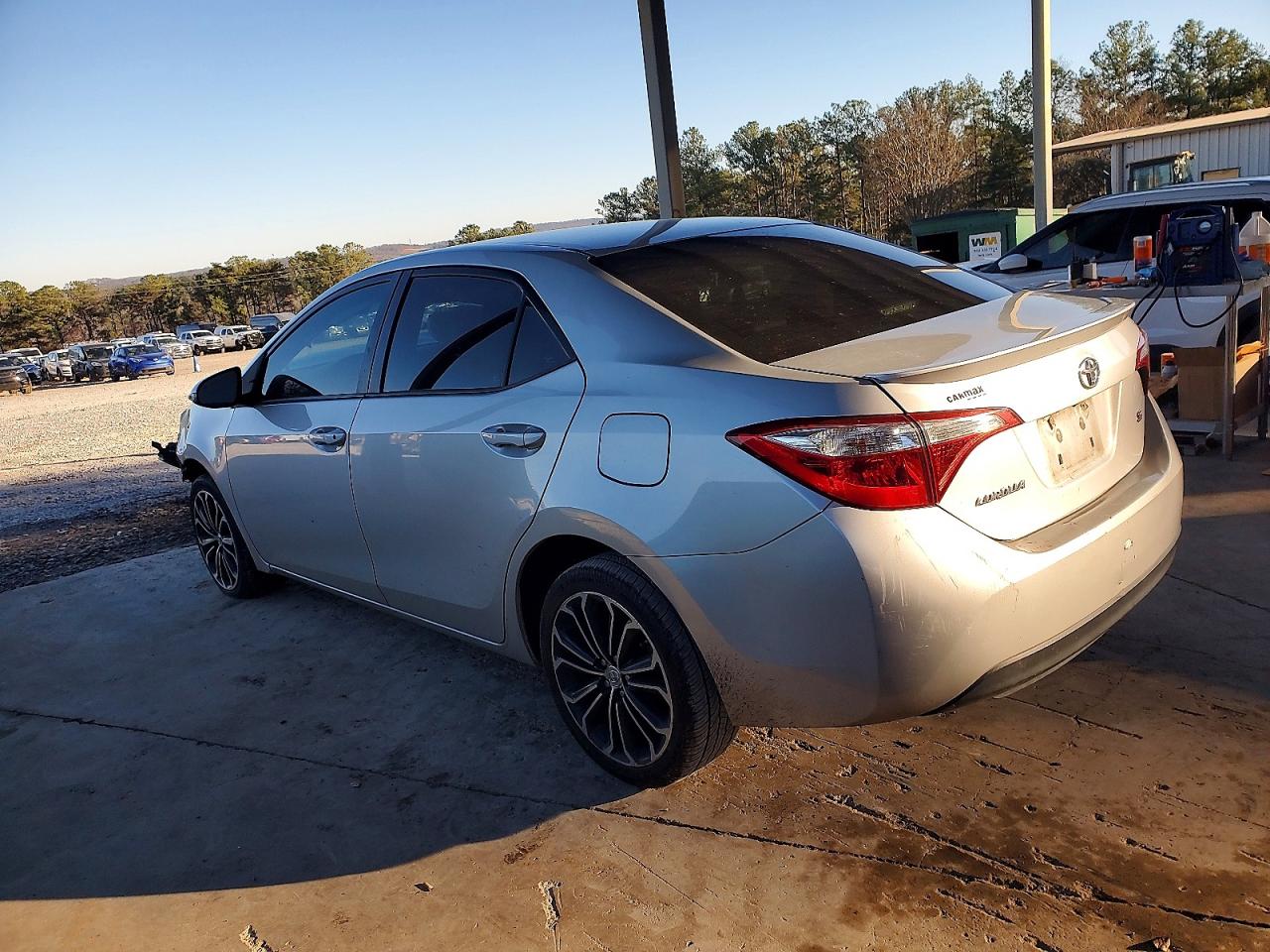 2016 TOYOTA COROLLA L photo 2