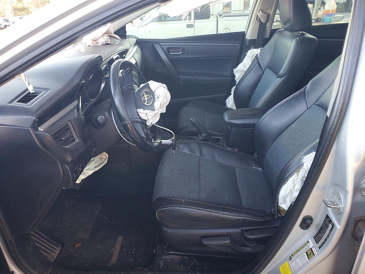 2016 TOYOTA COROLLA L photo 7