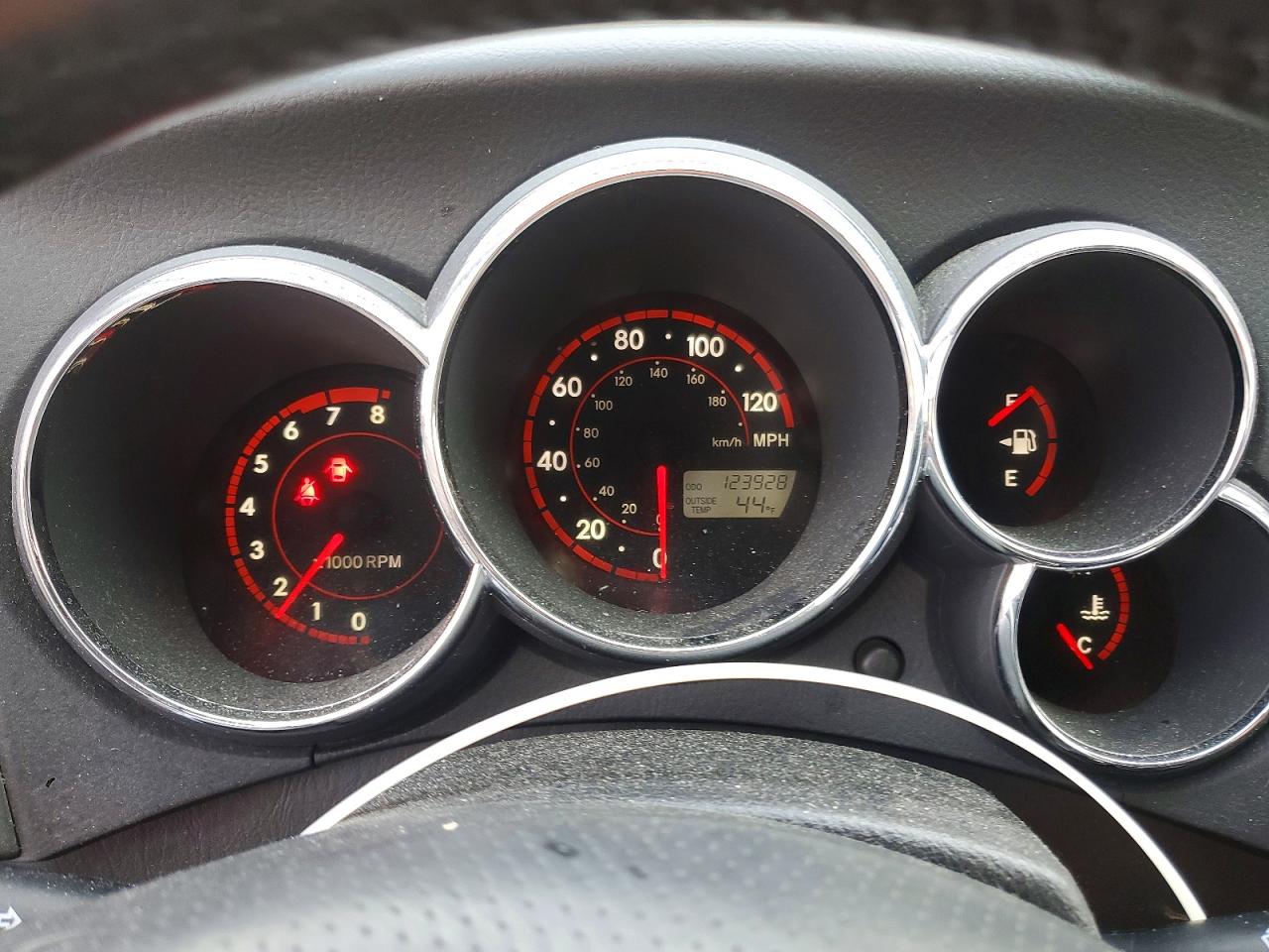 2006 TOYOTA COROLLA MATRIX BASE photo 9