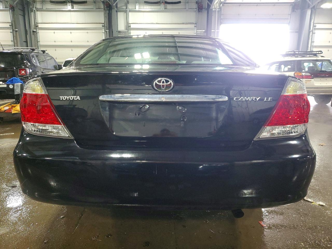 2006 TOYOTA CAMRY LE photo 6