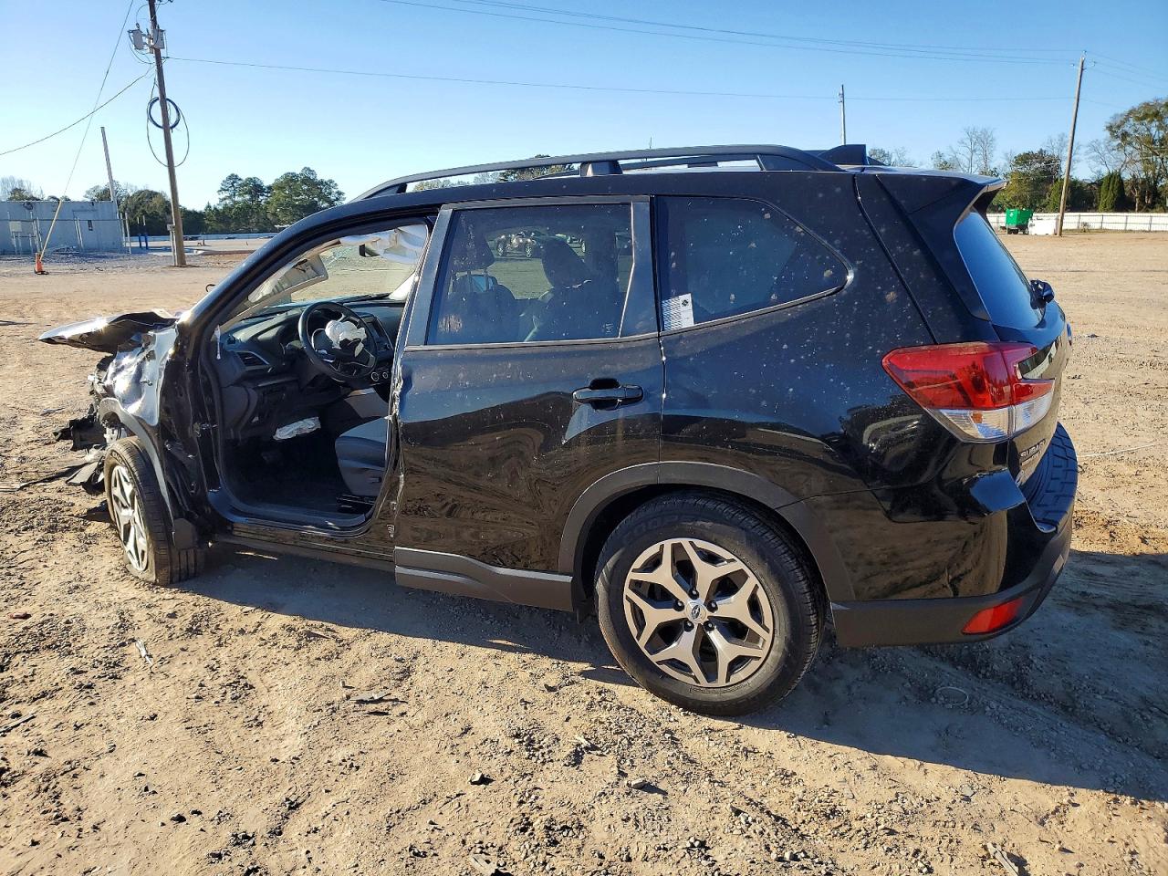 2020 SUBARU FORESTER PREMIUM photo 2