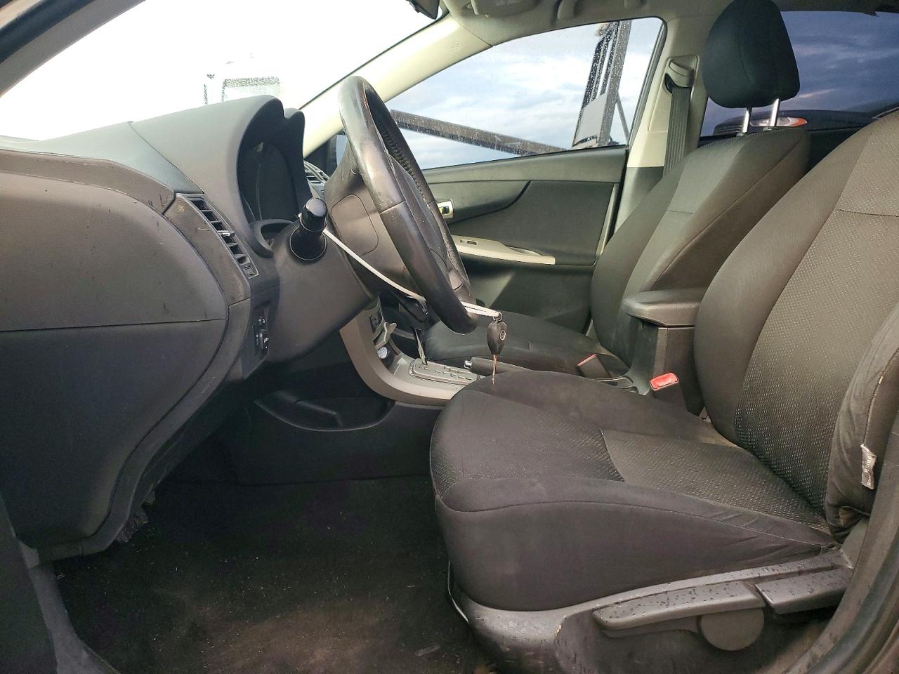 2010 TOYOTA COROLLA BASE photo 13