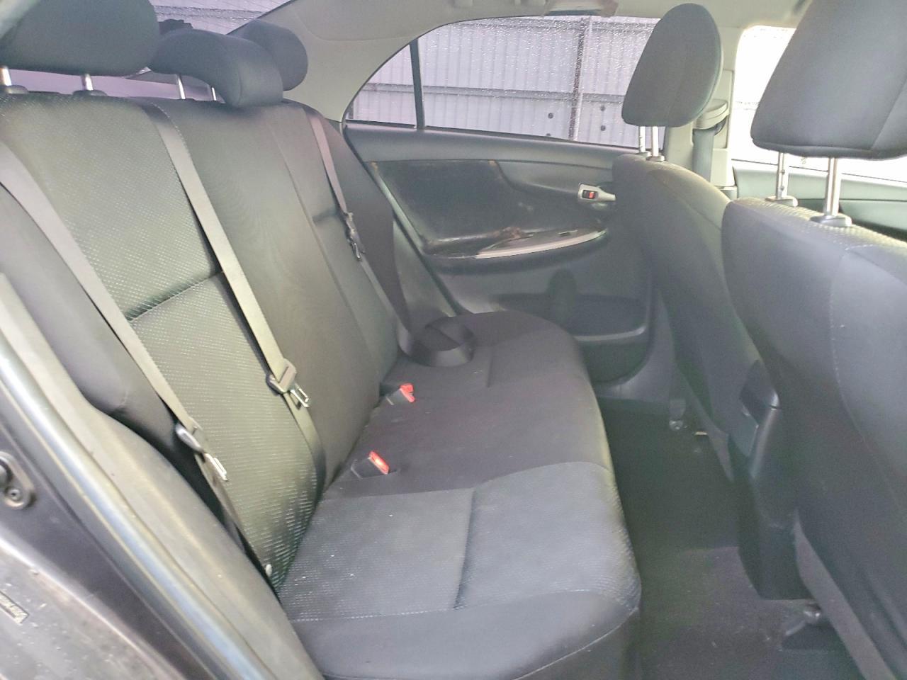 2010 TOYOTA COROLLA BASE photo 19