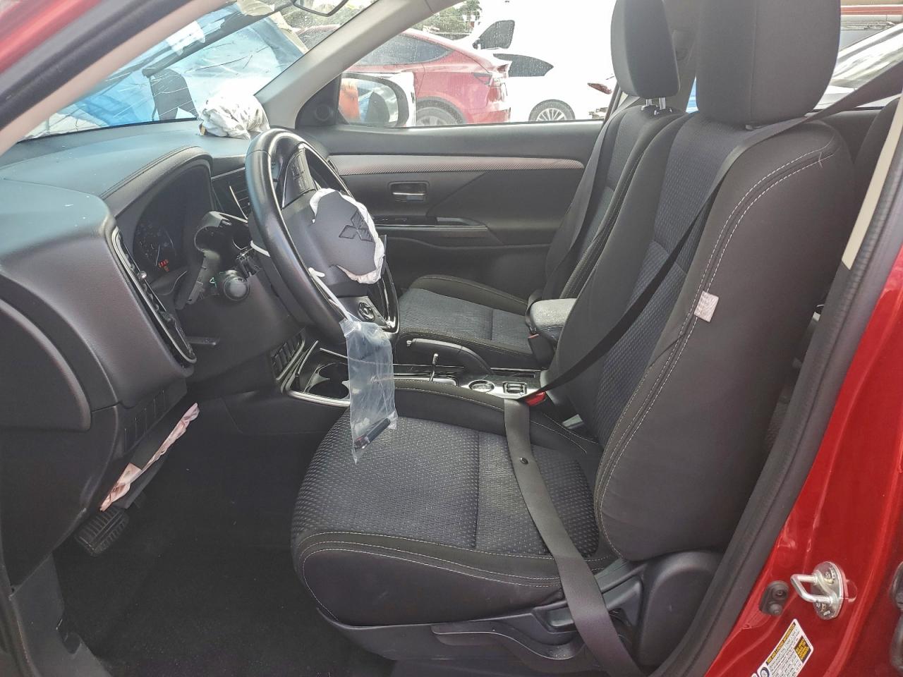 2017 MITSUBISHI OUTLANDER SE photo 7