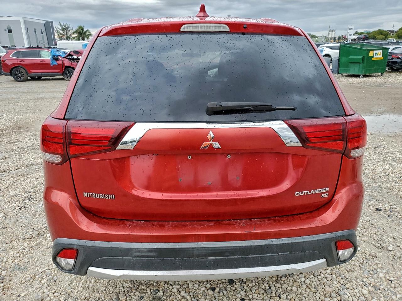 2017 MITSUBISHI OUTLANDER SE photo 6